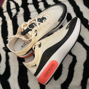 Nike Women's Air Max Shoes DIA SE- Black and Cream